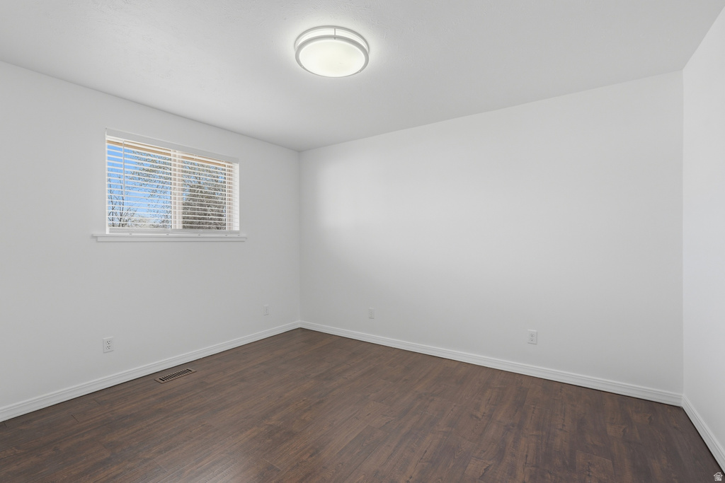 6043 S AQUARIUS DR Kearns, UT 84118