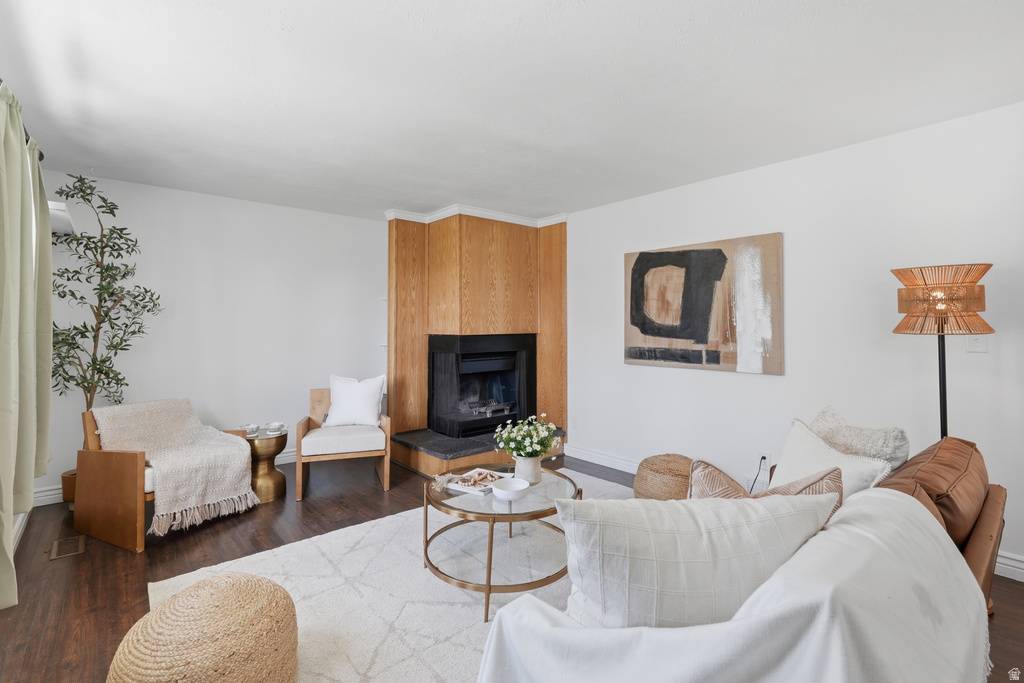 6043 S AQUARIUS DR Kearns, UT 84118