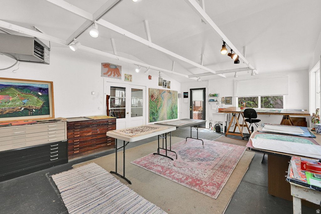 943 S MCCLELLAND ST Salt Lake City, UT 84105