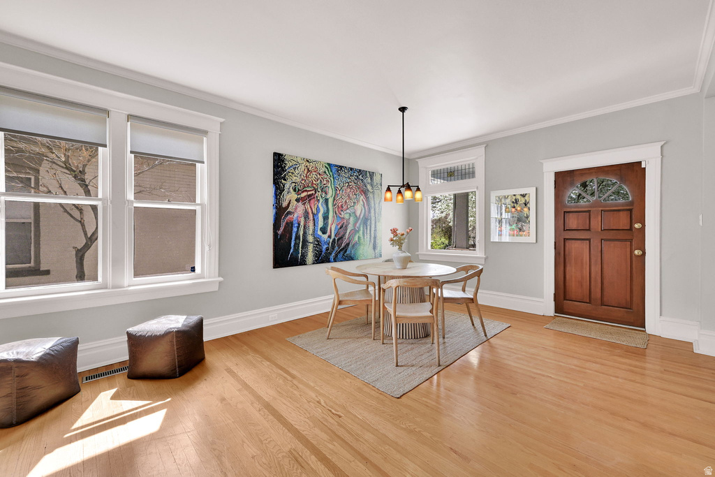 943 S MCCLELLAND ST Salt Lake City, UT 84105