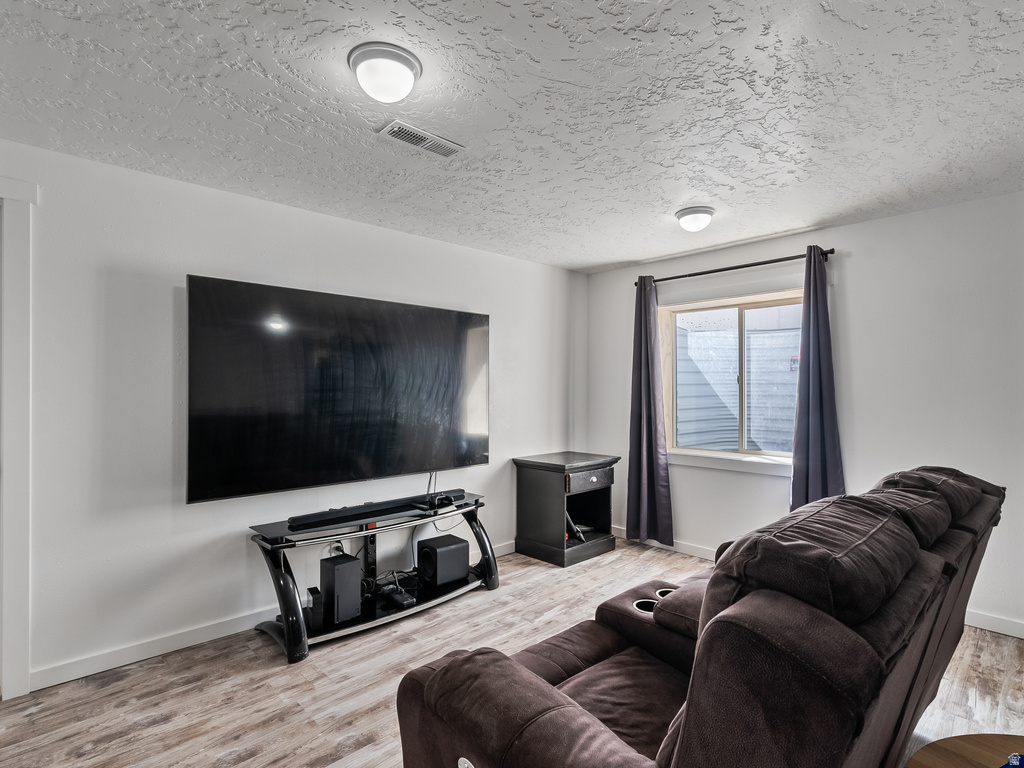 663 W 1360 N Tooele, UT 84074