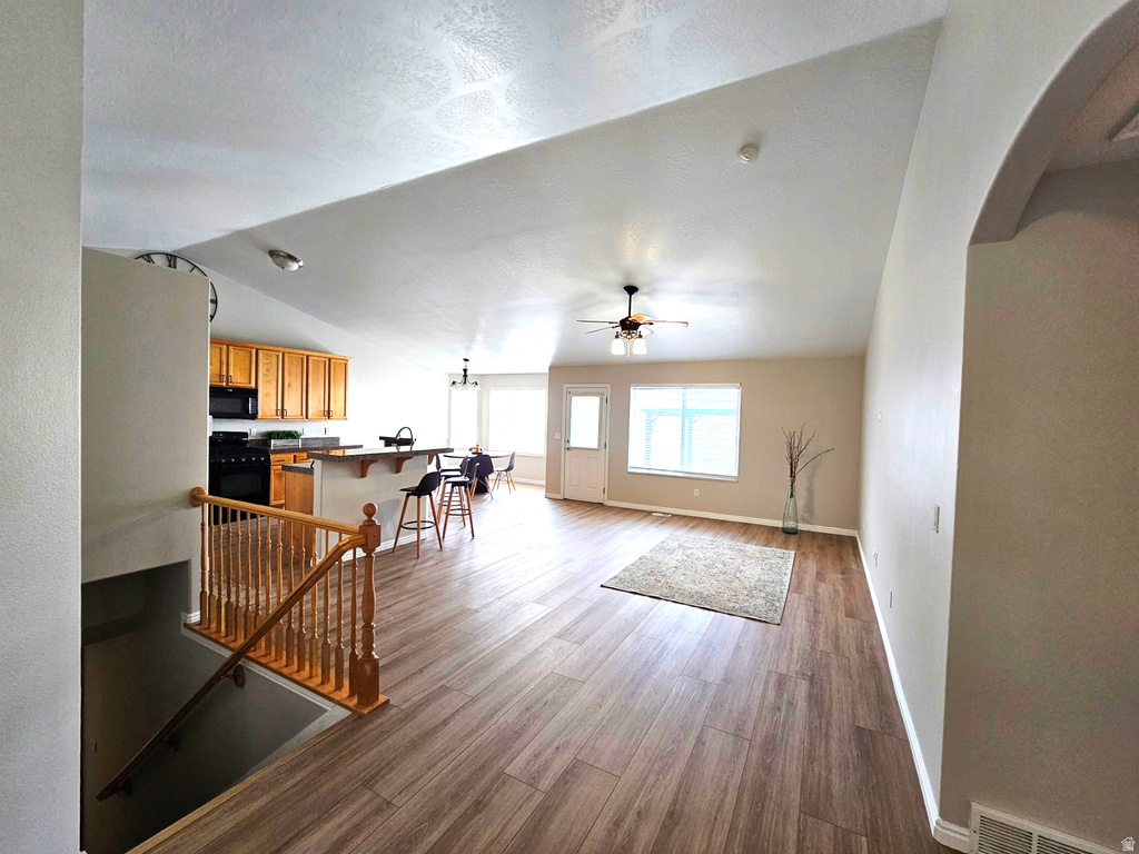 6516 S APPLE CREEK CT Salt Lake City, UT 84118