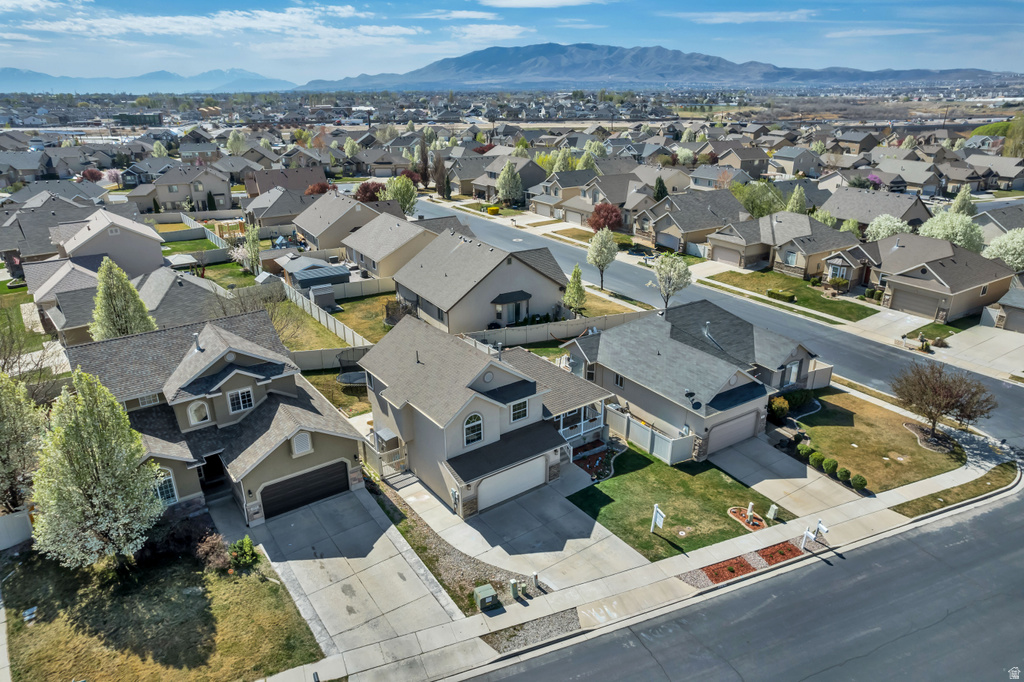 2389 W 2350 N Lehi, UT 84043