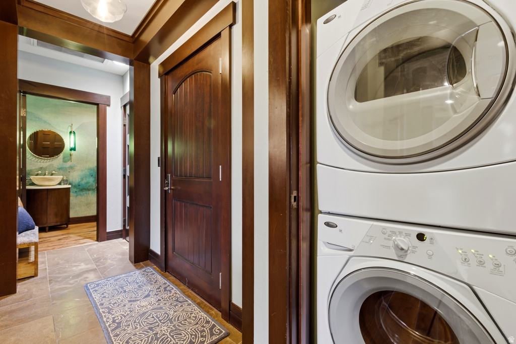 8894 EMPIRE DR #405 Park City, UT 84060