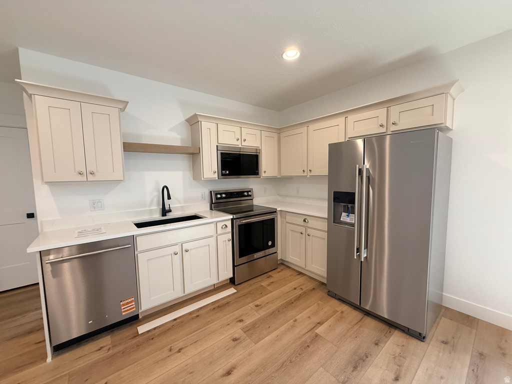 153 W AUTUMN BLAZE DR #4320 Vineyard, UT 84059