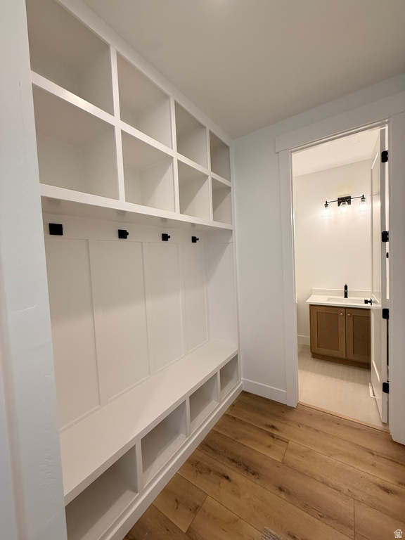 153 W AUTUMN BLAZE DR #4320 Vineyard, UT 84059