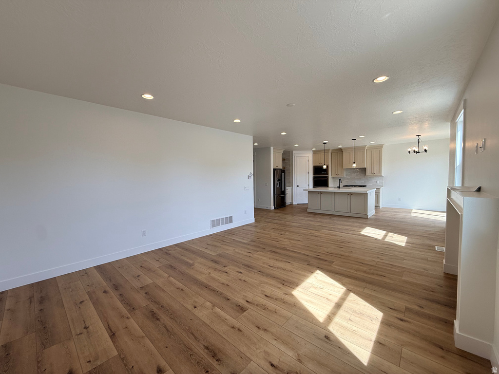 153 W AUTUMN BLAZE DR #4320 Vineyard, UT 84059