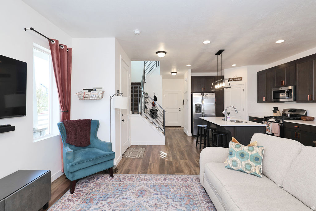 15193 S REINS WAY Bluffdale, UT 84065