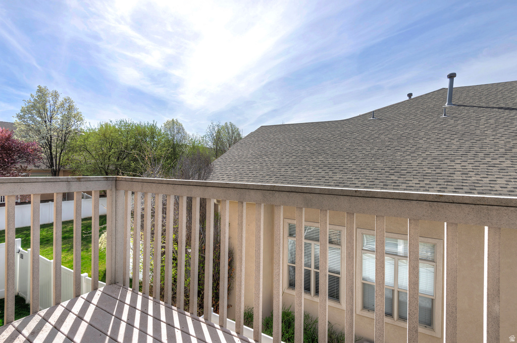 1364 E OLD MAPLE CT Salt Lake City, UT 84117