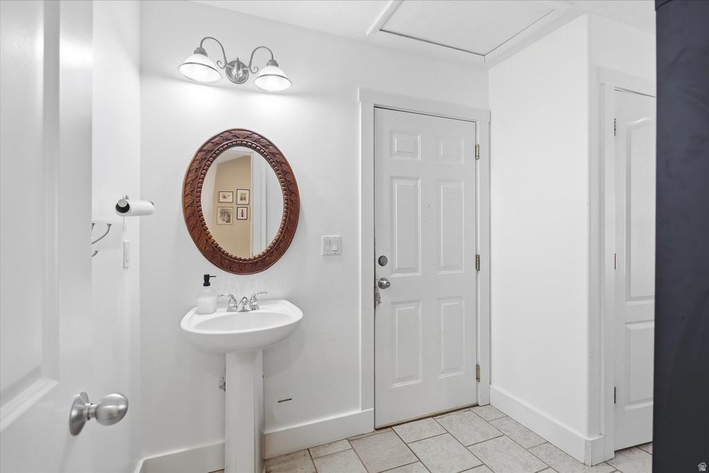 353 E ROBIN ST Smithfield, UT 84335