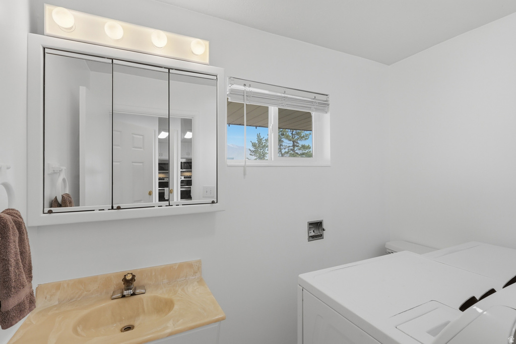 2710 E CANYON RD Spanish Fork, UT 84660