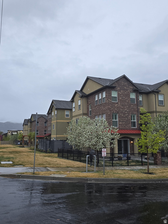 699 E HILLOCK CT #16 Draper, UT 84020