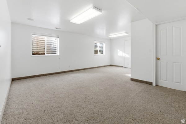 1035 N VALLEY DR Tremonton, UT 84337