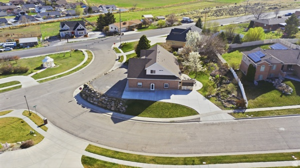 1035 N VALLEY DR Tremonton, UT 84337