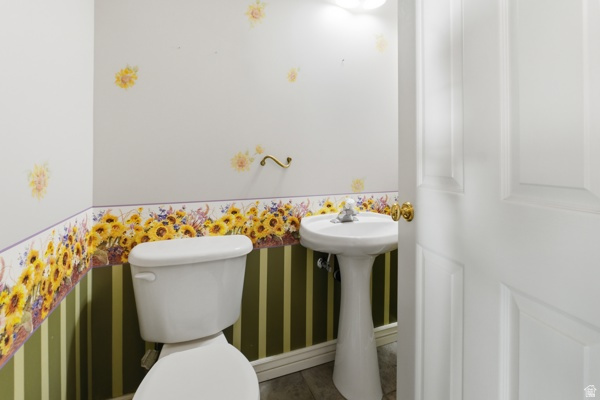 1035 N VALLEY DR Tremonton, UT 84337