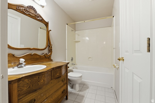 1035 N VALLEY DR Tremonton, UT 84337