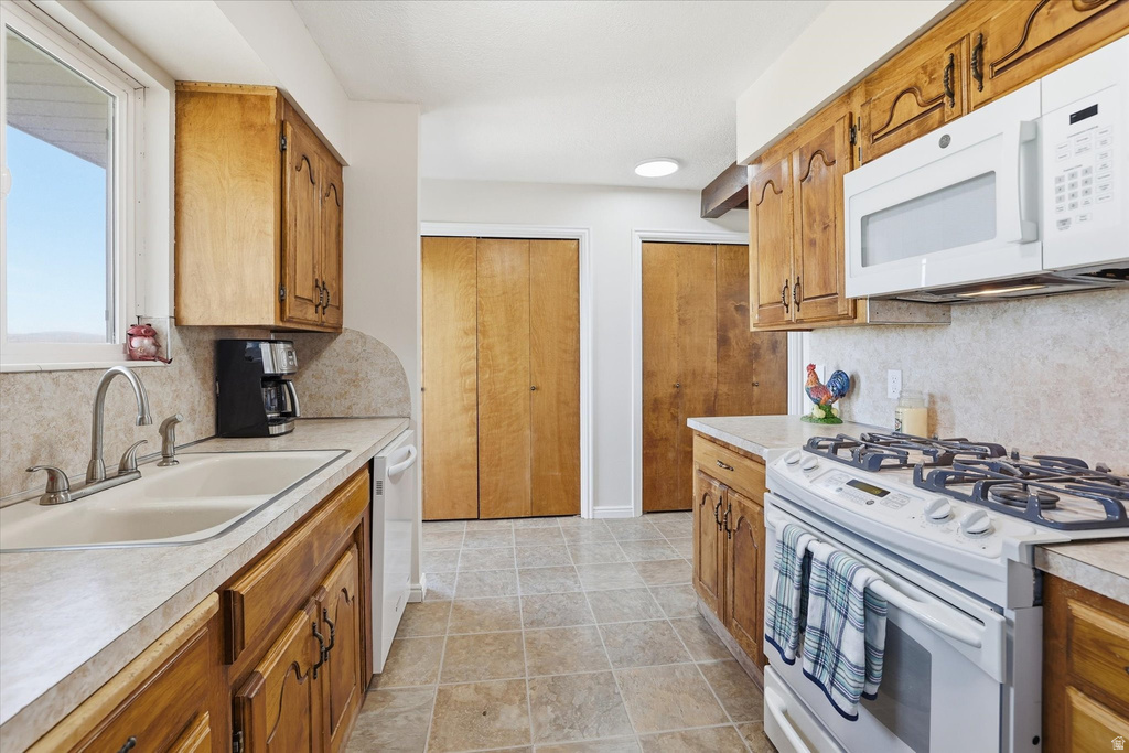 5790 W 13600 N Garland, UT 84312