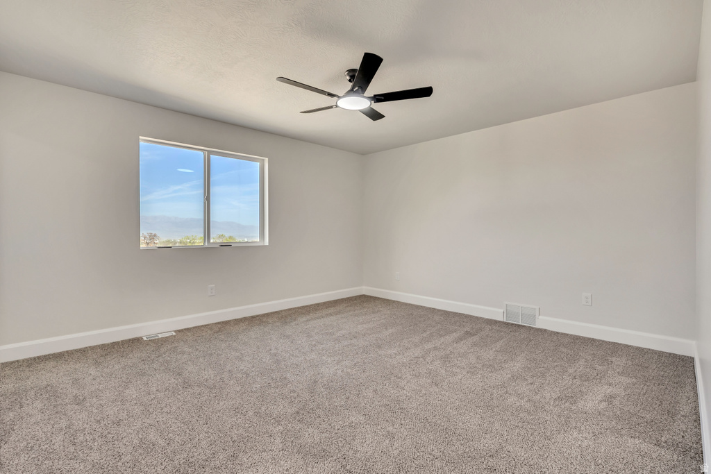 598 CANYON RD Tooele, UT 84074