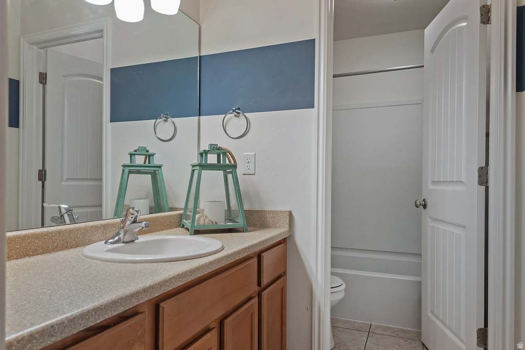 951 N AMBERLY DR North Salt Lake, UT 84054