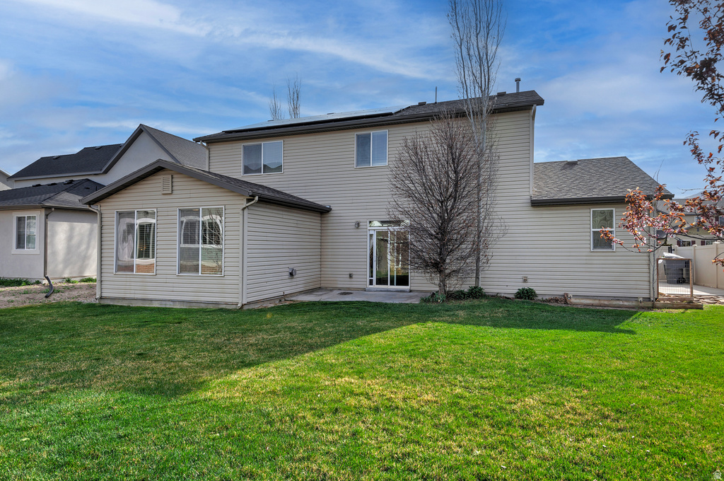 951 N AMBERLY DR North Salt Lake, UT 84054