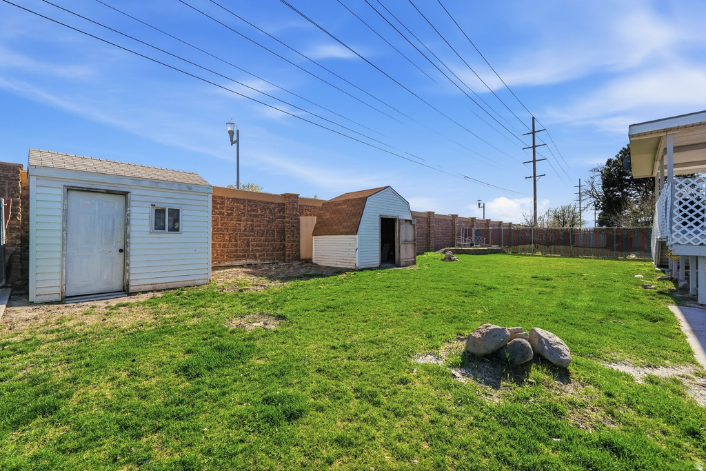 1211 W TAMARACK RD Taylorsville, UT 84123