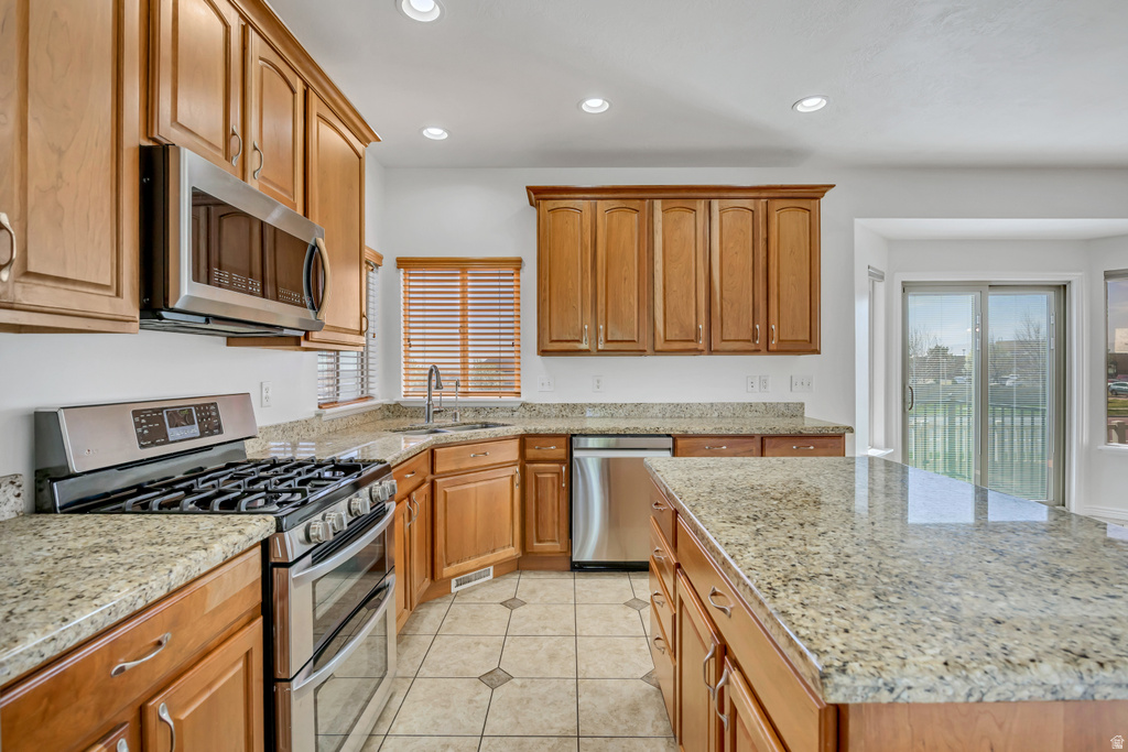 11822 N 6260 W Highland, UT 84003