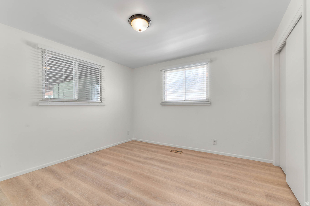 1225 E ZENITH AVE Salt Lake City, UT 84106