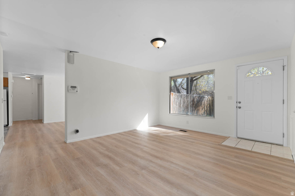 1225 E ZENITH AVE Salt Lake City, UT 84106