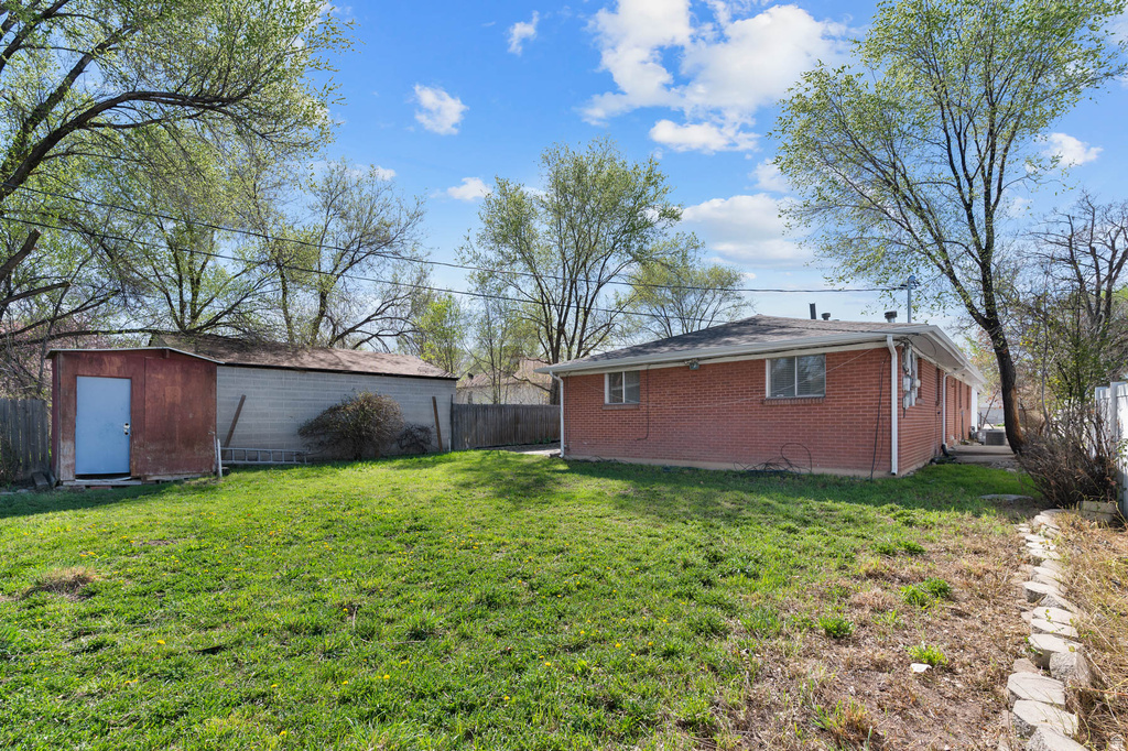 1225 E ZENITH AVE Salt Lake City, UT 84106