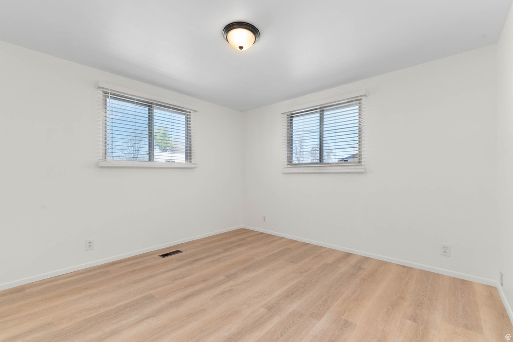 1225 E ZENITH AVE Salt Lake City, UT 84106