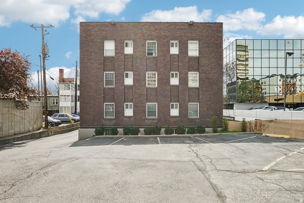 555 E 100 S #206 Salt Lake City, UT 84102