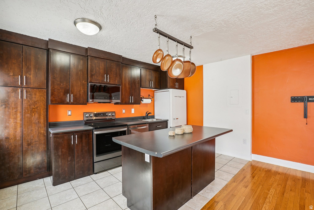 555 E 100 S #206 Salt Lake City, UT 84102