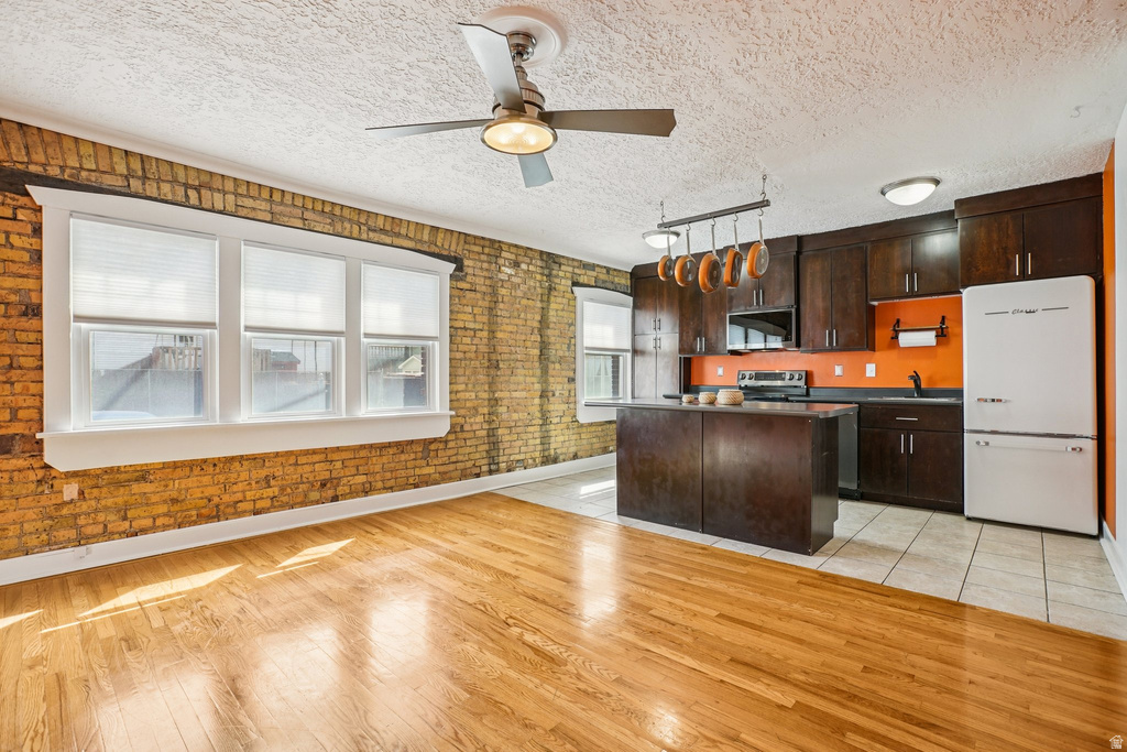 555 E 100 S #206 Salt Lake City, UT 84102