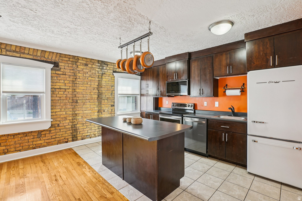 555 E 100 S #206 Salt Lake City, UT 84102