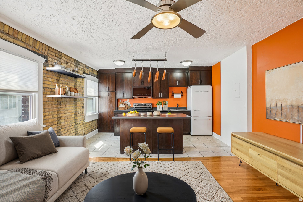 555 E 100 S #206 Salt Lake City, UT 84102