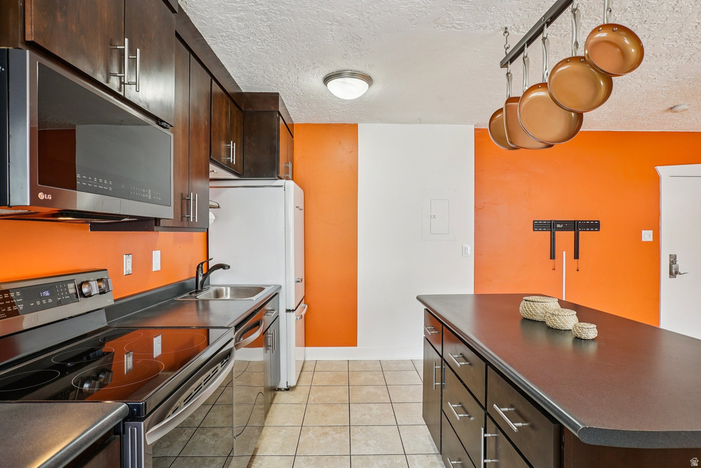 555 E 100 S #206 Salt Lake City, UT 84102