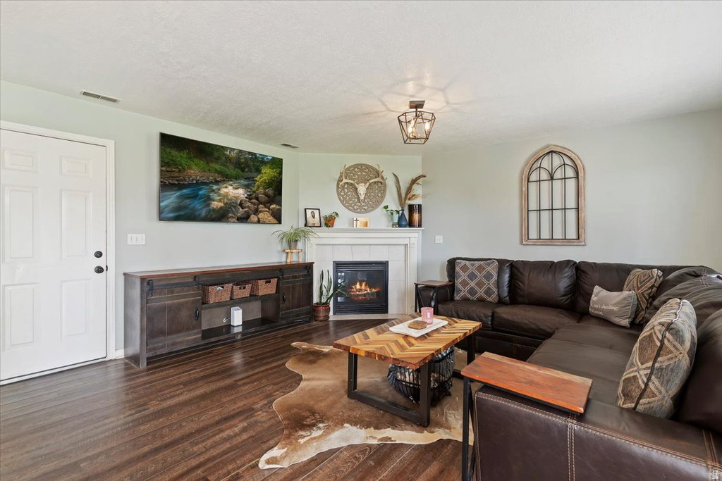 1149 W 1520 N Clinton, UT 84015