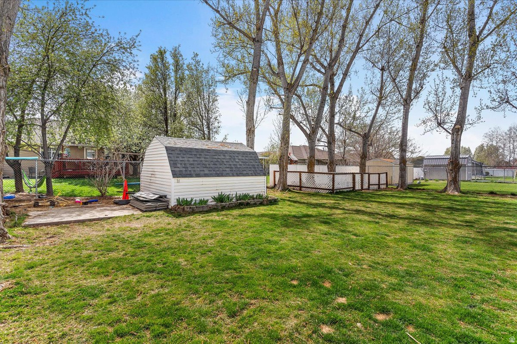 1149 W 1520 N Clinton, UT 84015