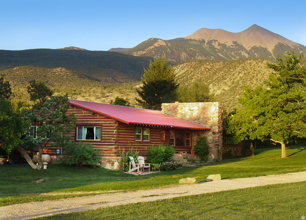 315 ABBEY RD Moab, UT 84532