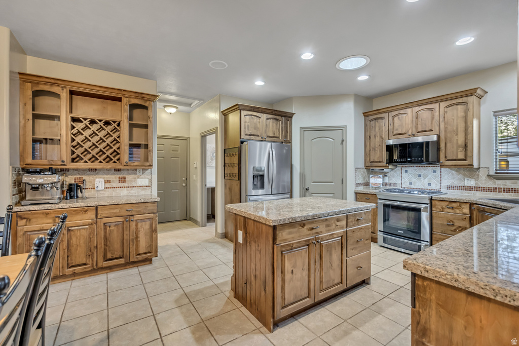 5612 W HIGH SPIRIT CT Herriman, UT 84096