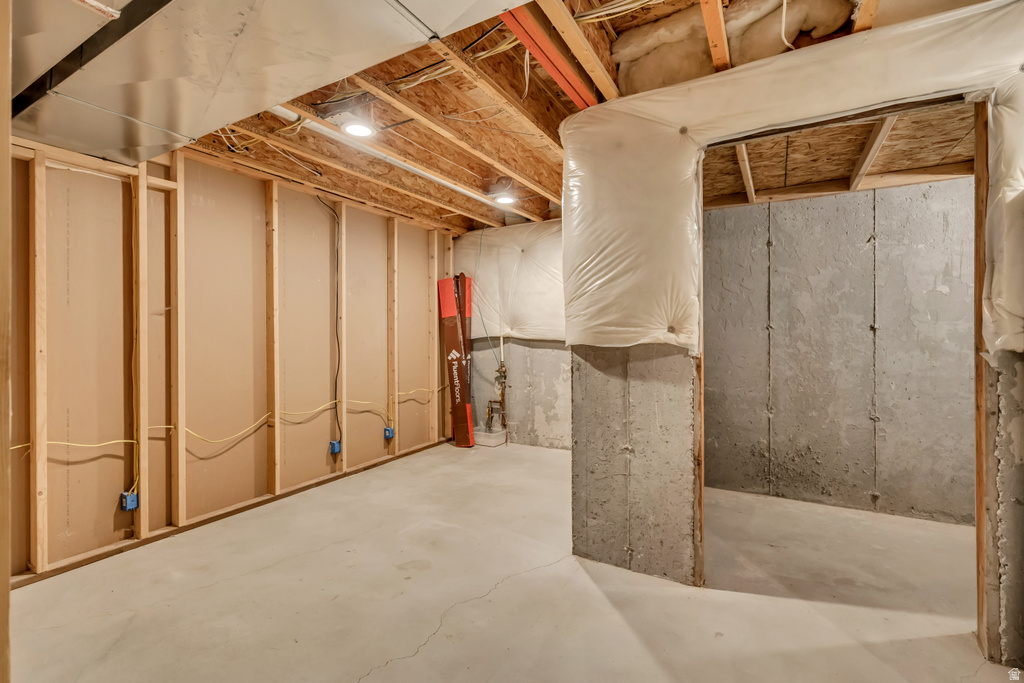 5612 W HIGH SPIRIT CT Herriman, UT 84096