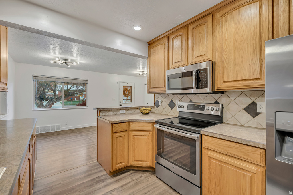 339 TYLER AVE Ogden, UT 84404