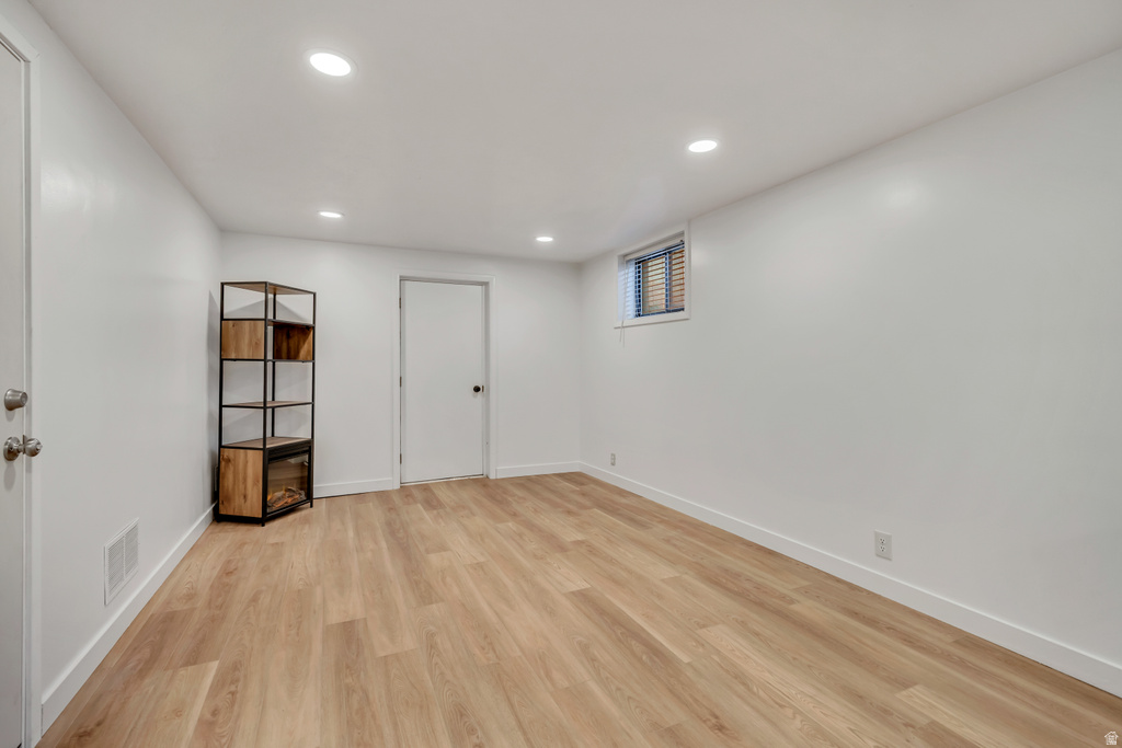 339 TYLER AVE Ogden, UT 84404