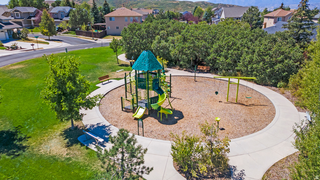 1870 E OAK BEND DR Draper, UT 84020