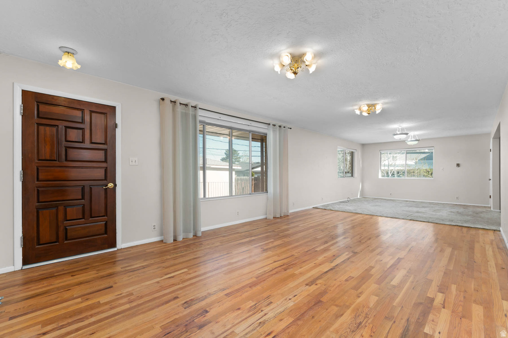 3215 S 2100 ST Millcreek, UT 84109