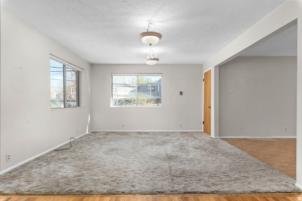 3215 S 2100 ST Millcreek, UT 84109