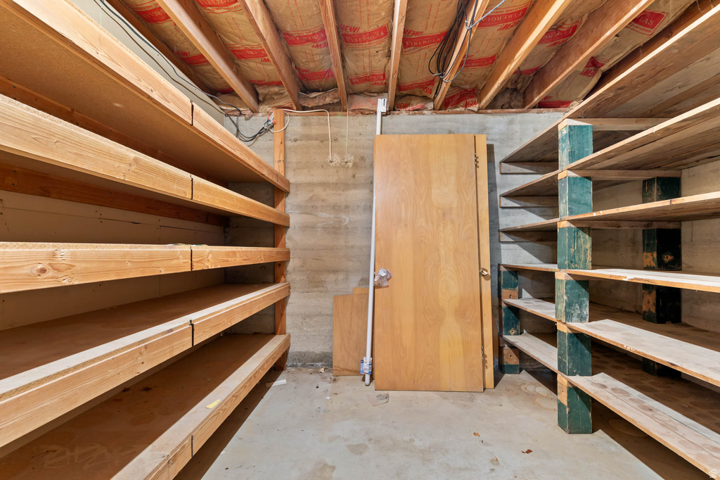 3215 S 2100 ST Millcreek, UT 84109