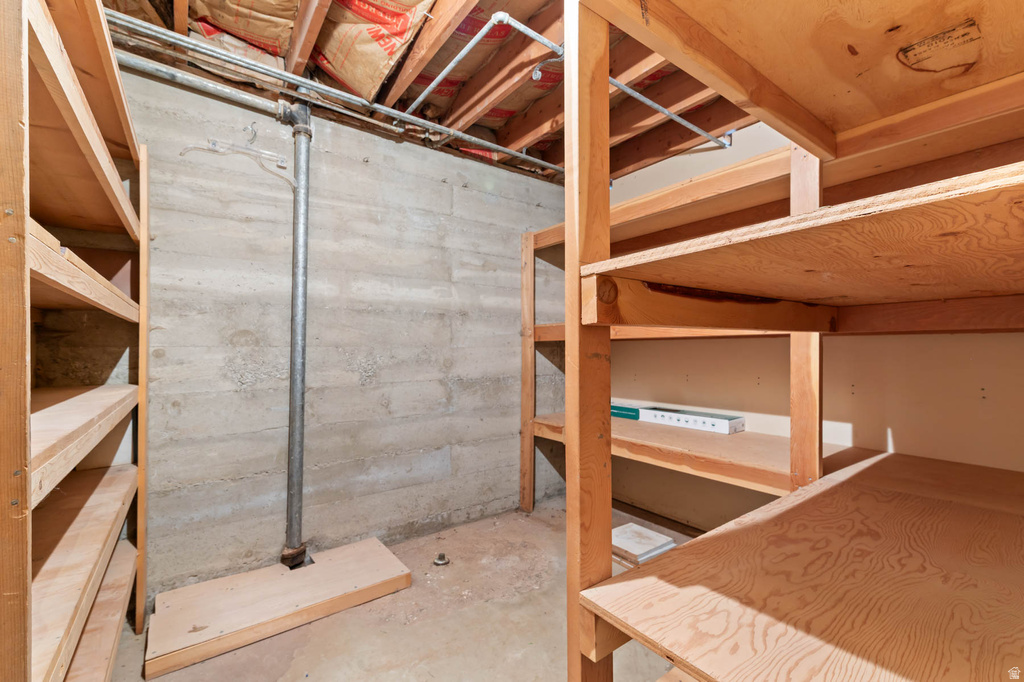 3215 S 2100 ST Millcreek, UT 84109