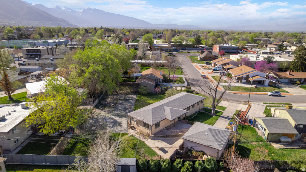 3215 S 2100 ST Millcreek, UT 84109