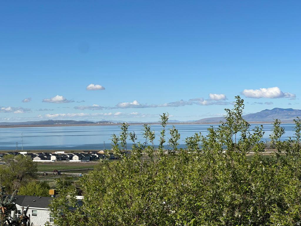 395 S 200 E Willard, UT 84340